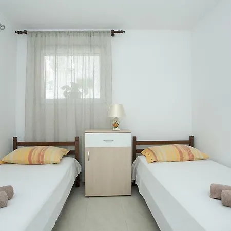 16770a Apartamento *
